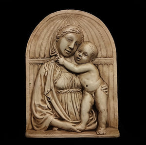 Madonna col Bambino Luca della Robbia
